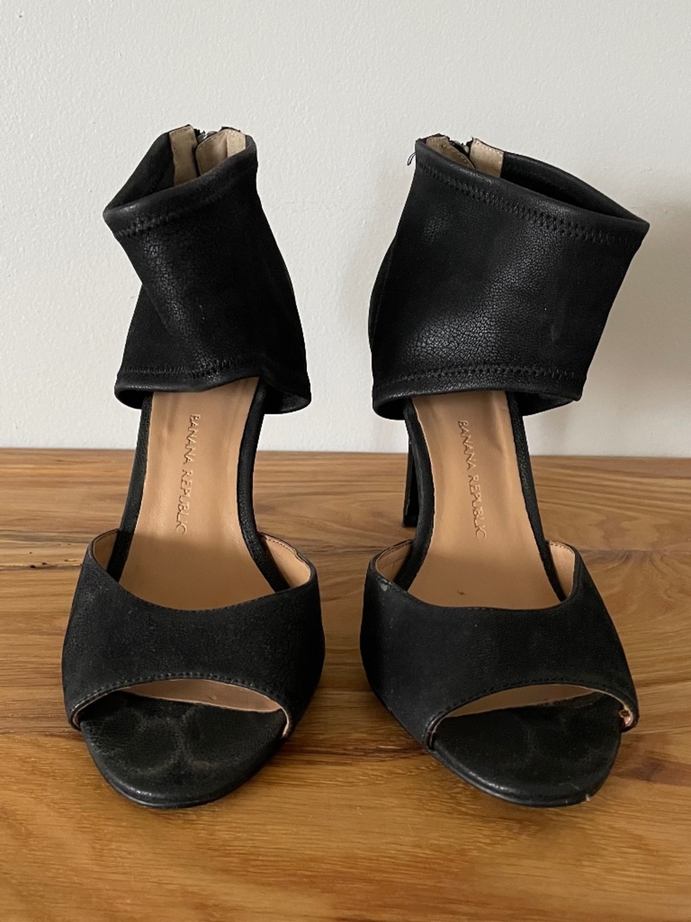 Banana Republic Open Toe Stiletto Black Women’s Size 8.5 M